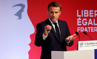 Macron e përshkruan Islamin si “një fe që sot është në krizë në të gjithë botën”
