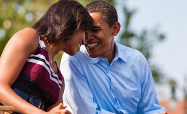 Barack dhe Michelle Obama festojnë përvjetorin e 28-të të martesës