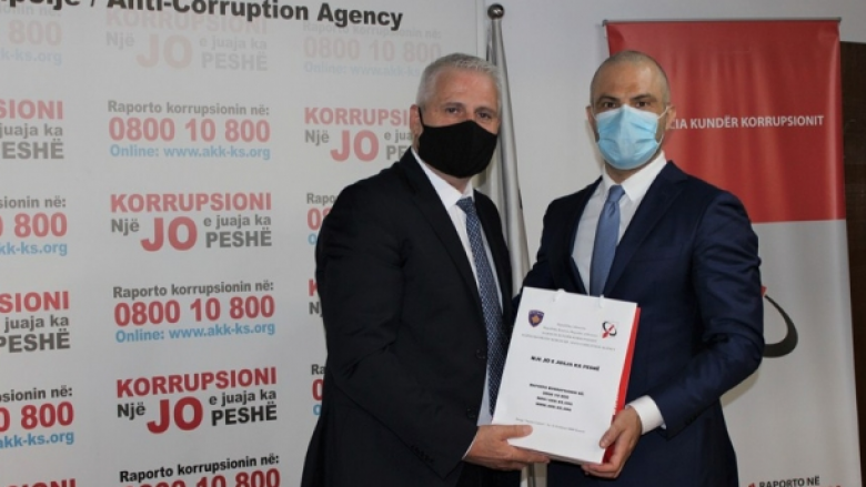 ​Italia konfirmon mbështetjen në parandalimin dhe luftimin e korrupsionit në Kosovë