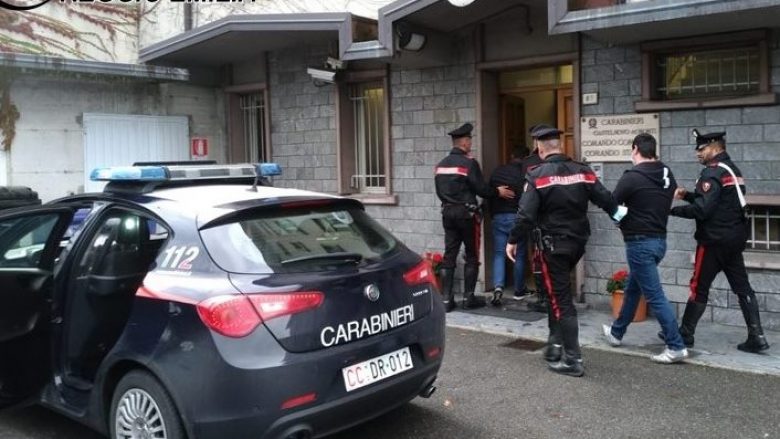 Arrestohen dy vëllezër shqiptarë që shpërndanin kokainë në Itali