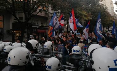 Festivali “Mirëdita, dobar dan” pritet me protesta në Beograd, e quajnë ngjarje politike që promovon anëtarësimin e Kosovës në UNESCO
