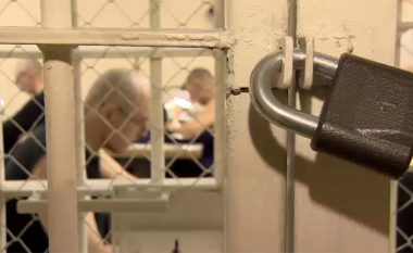 Gjendet në një pyll më të madh se Gjermania: Brenda burgut famëkeq të Rusisë, që krahasohet me një kamp përqendrimi të nazizmit