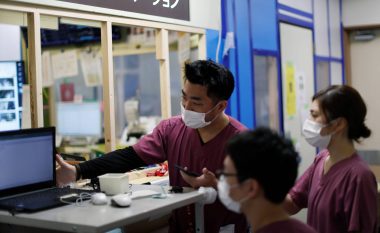 Japonia të ofrojë vaksinim falas për coronavirusin, për të gjithë qytetarët e saj