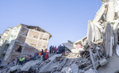 Një grua me origjinë nga Kosova humb jetën nga tërmeti tragjik në Izmir