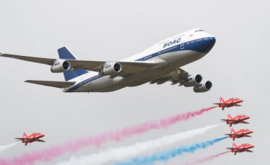 British Airways pensionon aeroplanin e parë të madh komercial në botë – Boeing 747