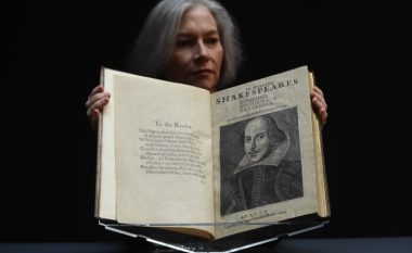 Rekord i ri, kopja e parë e veprës së Shekspirit shitet për gati dhjetë milionë dollarë