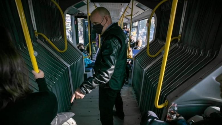 Respektimi i masave ndaj COVID-19, inspektohen autobusët në Prishtinë