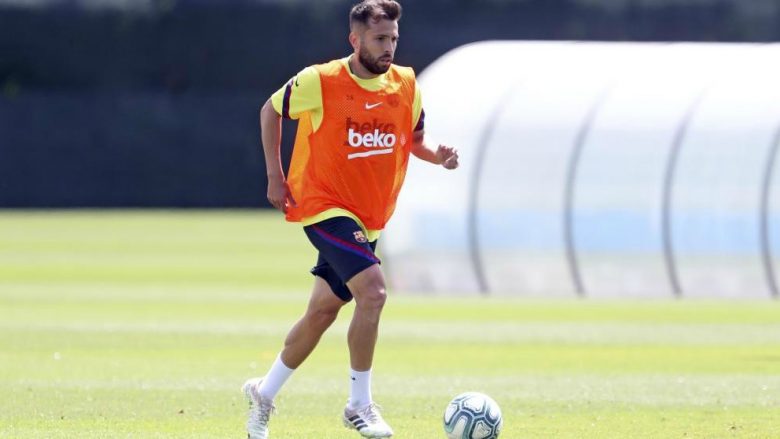 Jordi Alba i kthehet stërvitjeve te Barcelona, pritet të jetë gati për El Clasico