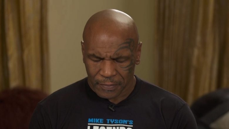 Tifozët të shqetësuar për gjendjen shëndetësore të Mike Tyson para meçit ndaj Roy Jones