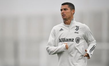 Unitedi ka kontaktuar me Ronaldon, shqyrtohet opsioni i kthimit