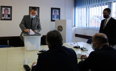 Zhvillohet procesi i votimit për zgjedhjen e anëtarëve të KPK-së nga radhët e Prokurorisë Themelore të Prizrenit dhe Gjakovës