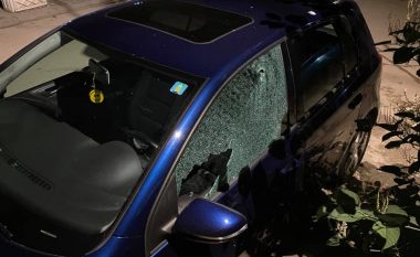 AGK: Sulmi me armë zjarri në drejtim të veturës së gazetarit, goditje e rëndë për lirinë e shprehjes