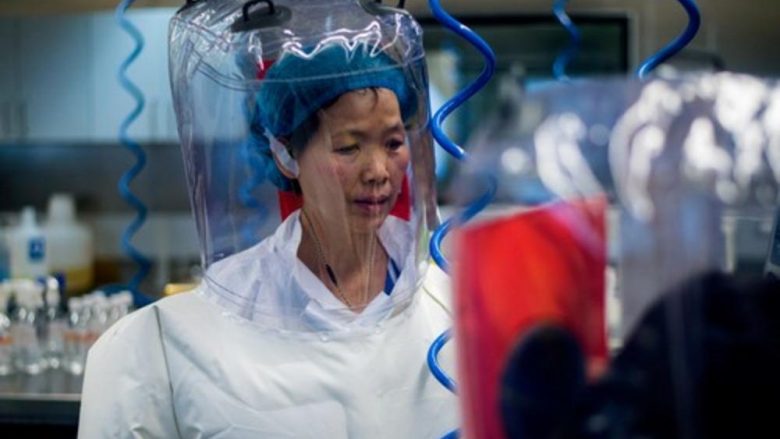 Ajo është personi i parë që zbuloi coronavirusin, virologia kineze thotë se pandemi të tilla do të ketë edhe në të ardhmen