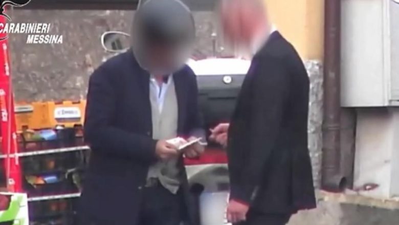 Aksion i policisë italiane, arrestohen 33 anëtarë të klanit Galli – një grua shfrytëzonte të birin e saj 12-vjeç për të transportuar drogën