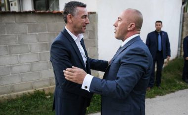 Haradinaj reagon pas konfirmimit të aktakuzës ndaj Veselit: Ishim bashkë në kohë të vështira, jemi bashkë edhe sot