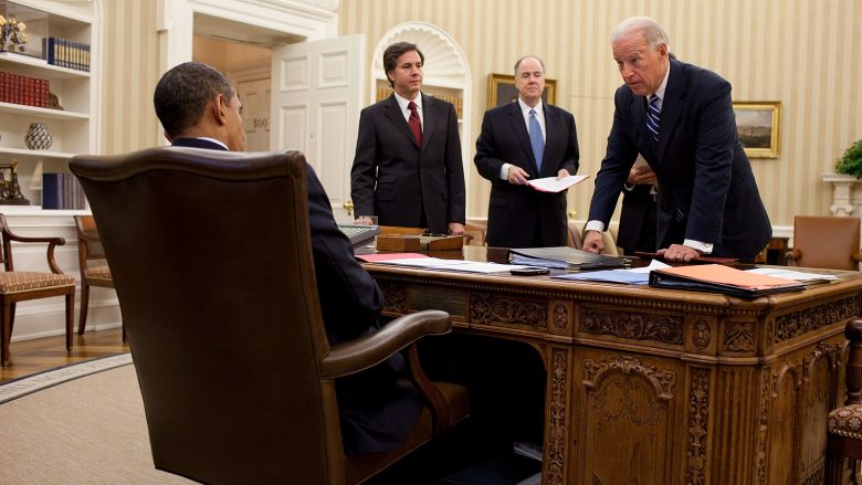 Ish-këshilltarin e Obamës, Biden pritet ta emëron drejtor të CIA-s