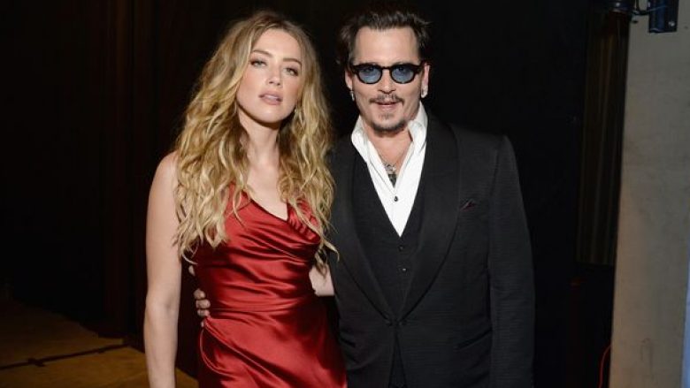 Fansat e Depp e ofendojnë aktoren Amber Heard, i dëshirojnë të vdesë