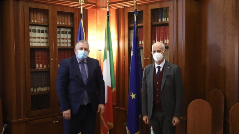 ​Veliu vazhdon vizitën në Romë, pritet nga drejtori i policisë së Italisë, Franco Gabrielli