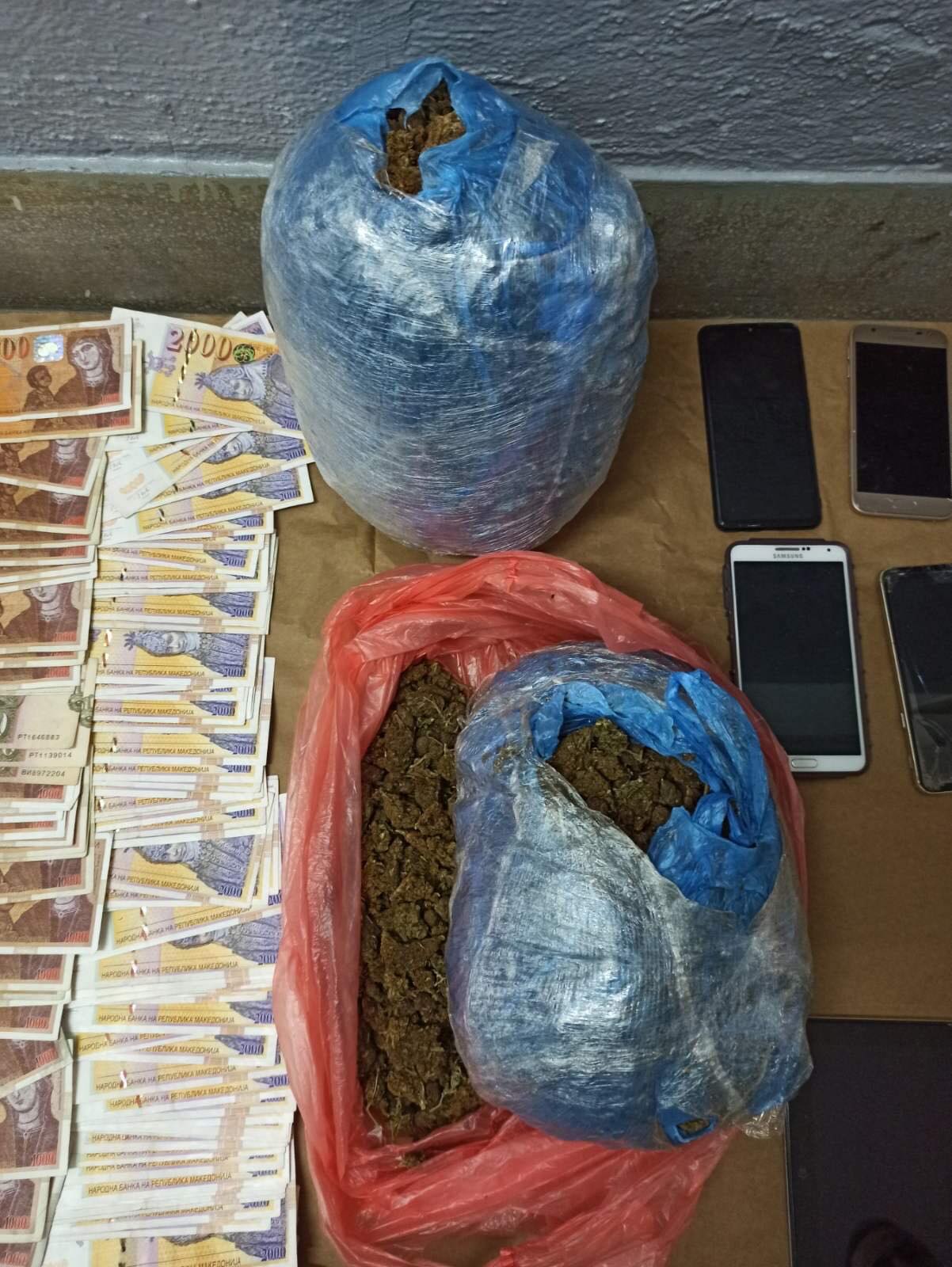 Policia sekuestron lëndë narkotike në Manastir