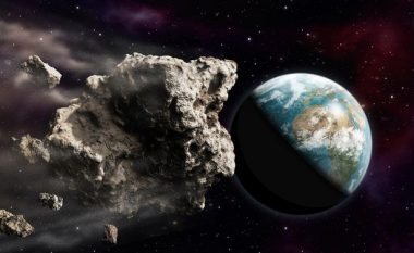 Tre asteroide të mëdha do të fluturojnë sot pranë Tokës – dhe NASA thotë se njëri është aq i madh sa një stadium