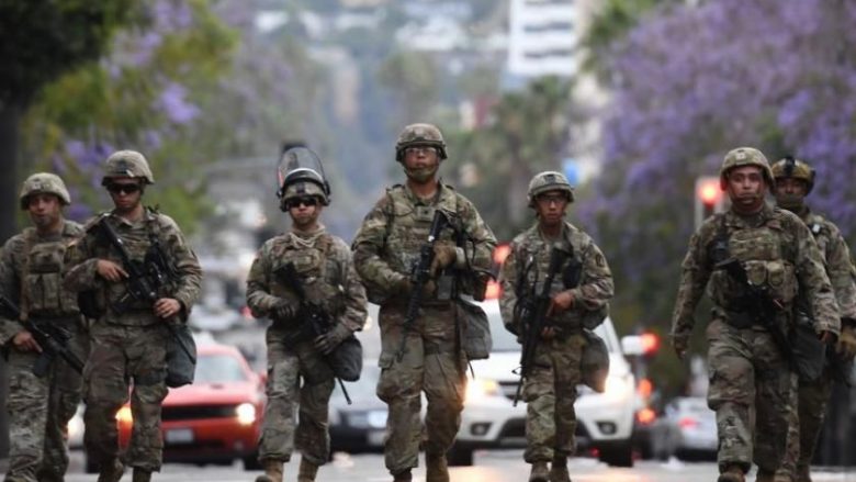Mijëra trupa të Gardës Kombëtare në gjendje gatishmërie në shtatë shtete amerikane, nga frika se mund të ketë trazira