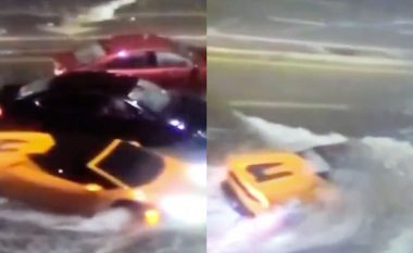 Çfarë është kjo, nëndetëse apo një Lamborghini, shikoni se si futet kjo veturë në rrugët e mbushura me ujë