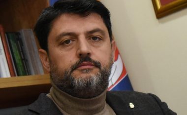Ambasadori serb shpallet person non grata, i kërkohet të largohet nga Mali i Zi