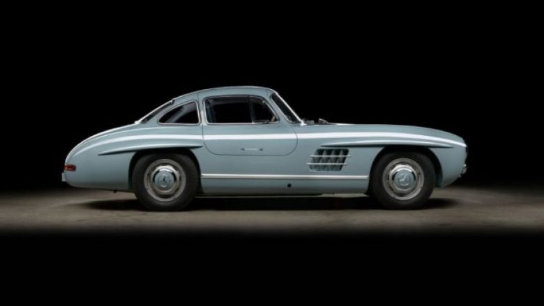 Mercedes 300SL Gullwing i “restauruar” – duket një veturë perfekte, sikurse të ishte prodhuar sot