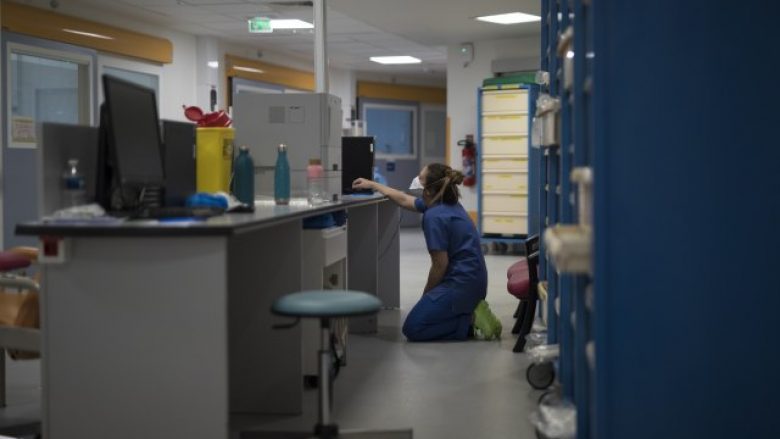 Rusia po e fsheh gjendjen me pandeminë: Spitalet po mbi popullohen me kufoma