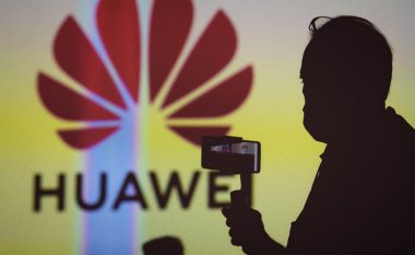 Kompanitë britanike që do të bashkëpunojnë me Huawei në prezantimin e rrjeteve 5G do të ndëshkohen