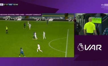 'Rikthehet' skena Zidane-Materazzi: Nicolas Pepe godet me kokë lojtarin e Leeds - pason kartoni i kuq