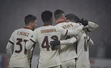 Roma fiton lehtësisht ndaj Cluj dhe vazhdon kryesimin në Grupin A