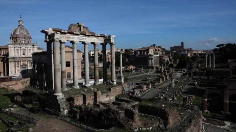 Forumi Romak, vendi ku dyshohet se është vjedhur copa e mermerit