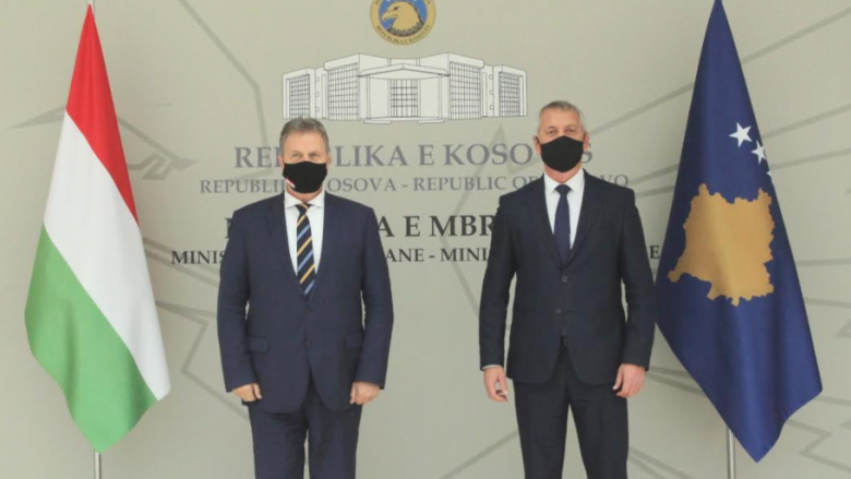 Quni priti në vizitë ambasadorin e Hungarisë në Kosovë – pajtohen që të vazhdojë bashkëpunimi në funksion të paqes