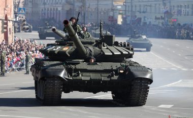 Ministri serb i Mbrojtjes konfirmon arritjen e tankeve nga Rusia në Serbi