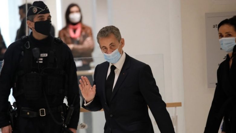 Hidhet poshtë kërkesa e shtyrjes së procesit gjyqësor, Sarkozy do të gjykohet për korrupsion