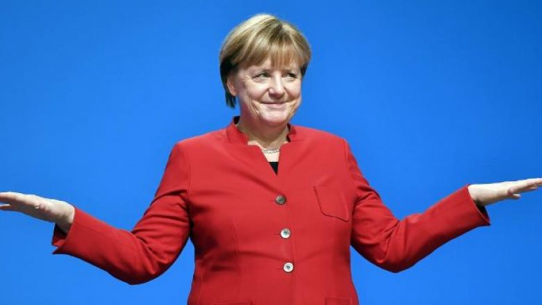 Merkel feston 15 vjetorin në krye të Gjermanisë: Kancelarja merr urime, por edhe thumbime