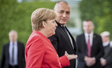 Borissov dhe Merkel bisedojnë për pozicionet e Bullgarisë dhe Maqedonisë