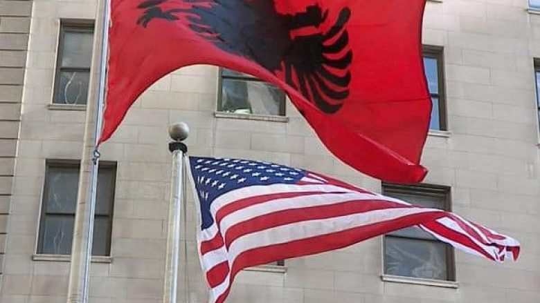 Shqiptaro-amerikanët themelojnë Kongresin Panshqiptar Amerikan 