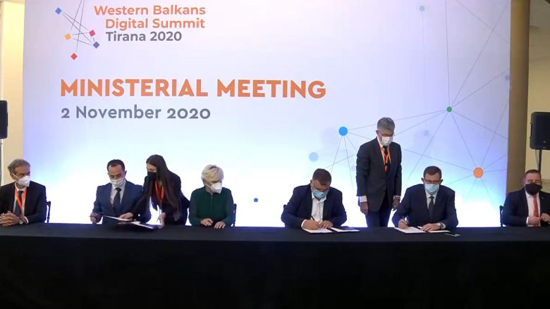Kosova nënshkruan dy marrëveshje në Samitin Dixhital të Ballkanit në kuadër të Procesit të Berlinit
