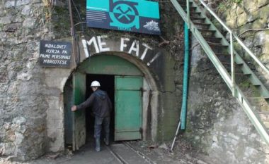 75 punëtorë të Trepçës mbyllen në minierë, kërkojnë pagën e muajit tetor