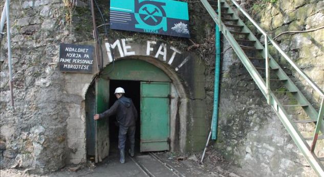 75 punëtorë të Trepçës mbyllen në minierë, kërkojnë pagën e muajit tetor