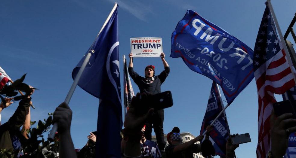 Dhjetëra mijëra mbështetës të Trumpit protestuan në Washington