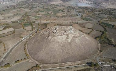 Altintepe, kalaja e vjetër 2.900 vjeçare, së shpejti hapet për turistët