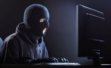 ​Paraburgim ndaj tetë të dyshuarve për krime kibernetike dhe mashtrim