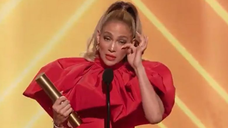 Lopez kritikohet se nuk qau vërtet në ceremoninë e ‘People’s Choice Awards’