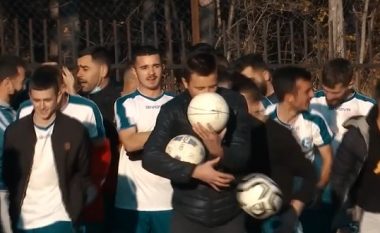 Rast i rrallë: Njihuni me klubin kosovar ku 27 lojtarë kanë të njëjtin mbiemër