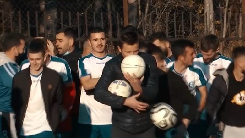 Rast i rrallë: Njihuni me klubin kosovar ku 27 lojtarë kanë të njëjtin mbiemër