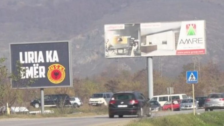Shqiptarët nuk do të lejojnë serbët të largojnë banerin “Liria ka emër” në Graçanicë