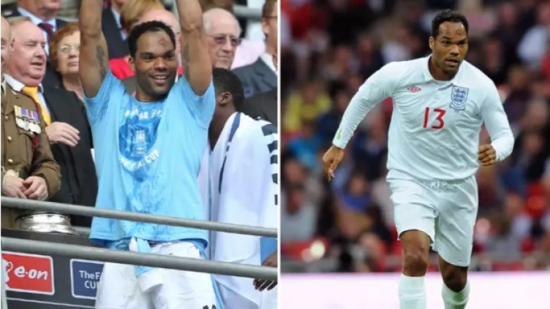 Joleon Lescott nënshkruan aksidentalisht për një klub, tre vjet pas pensionimit nga futbolli i luajtur